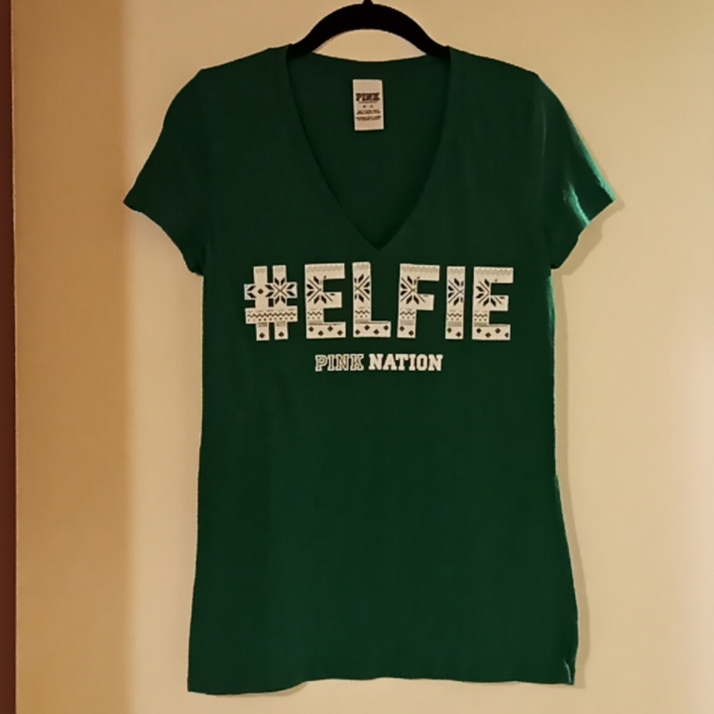 PINK NATION. #ELFIE. V-Neck T-Shirt. Medium. Color: Green.